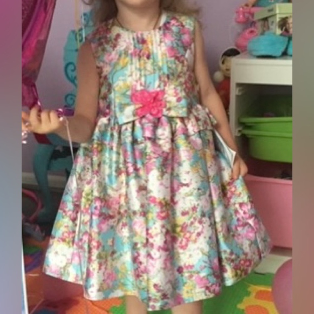 🌺🌺PIPPA & JULIE Girl’s Lovely Floral Embellished  Dress, Size 5